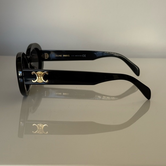 Celine Oval Triomphe Frame - Picture 6 of 9